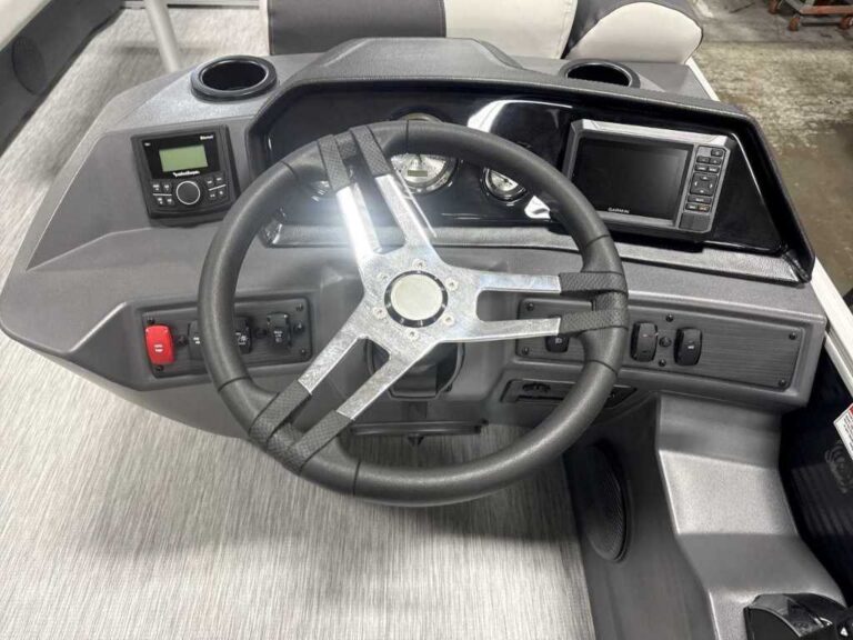 2026 Bennington 22SSR - SPS - SPECIAL PACKAGE US-ETWS9539K526 [photo 11]